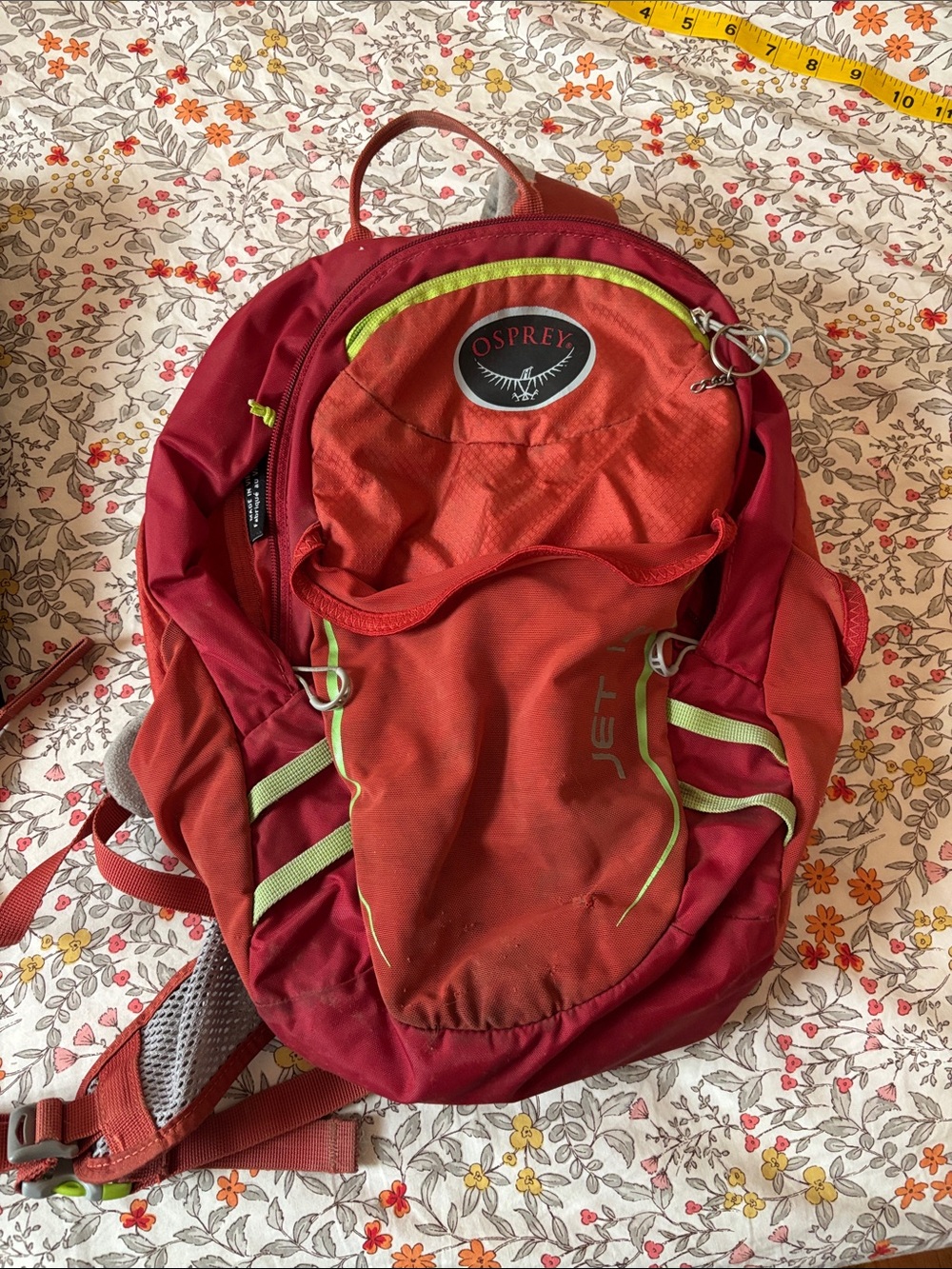 OSPREY jet 12 Red and Lime Green kids Backpack